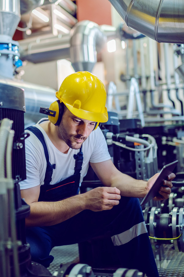 Eni Spa Oil and Gas - Nuclear expertise Eni Spa Oil and Gas - Nuclear expertise