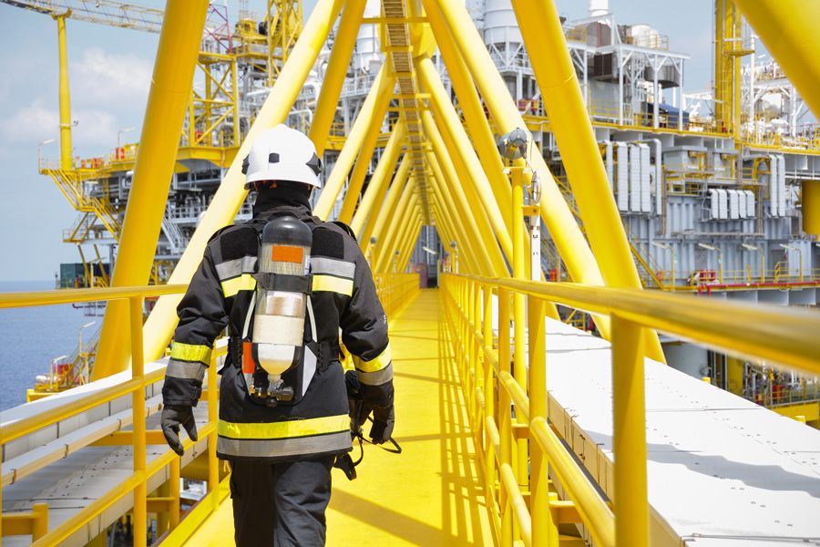 Eni Spa Oil and Gas – Global mobility all around the world Eni Spa Oil and Gas – Global mobility all around the world